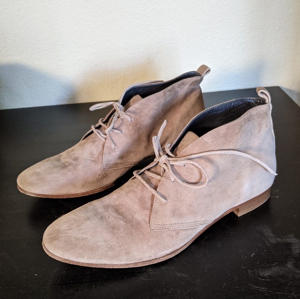 Alberto Fermani Beige Suede Lace Up Ankle Boots Sz 39.5
